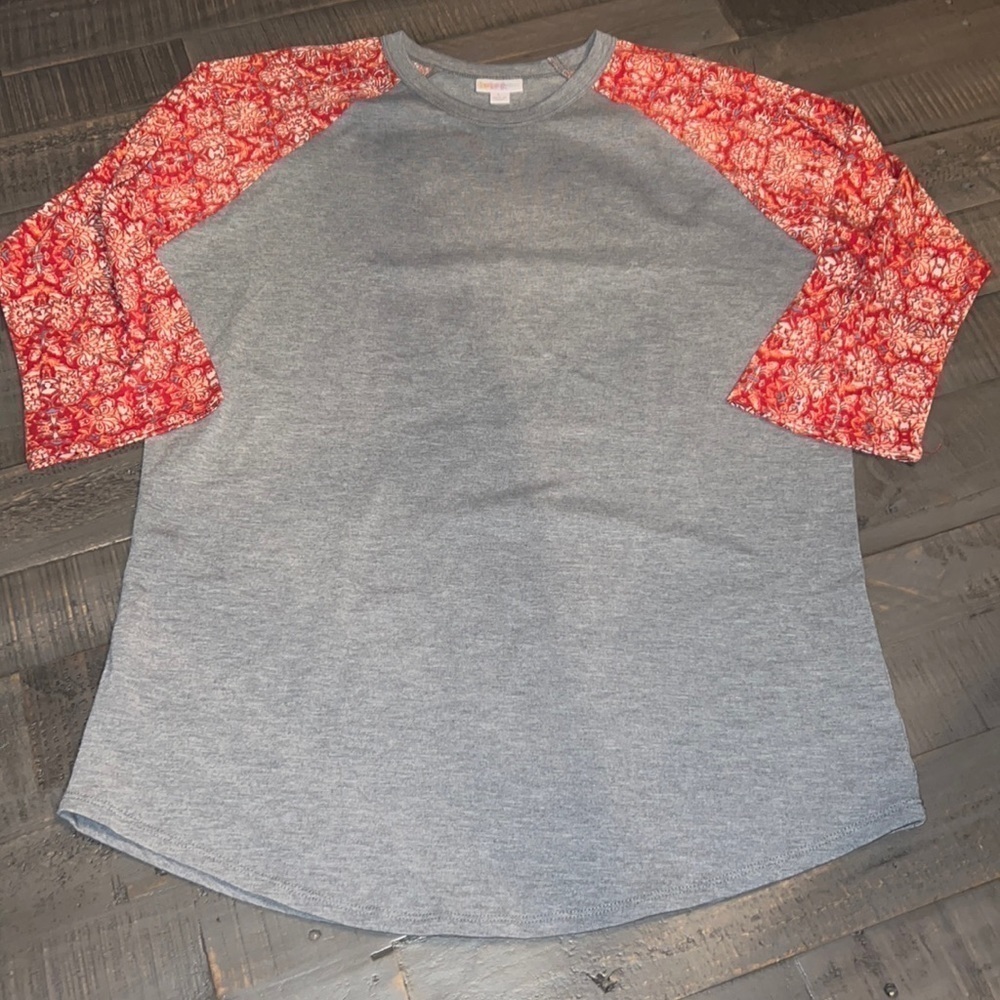 Final Sale LuLaRoe Randy Raglan Tee Heather Gray Red Floral Baseball Top Large